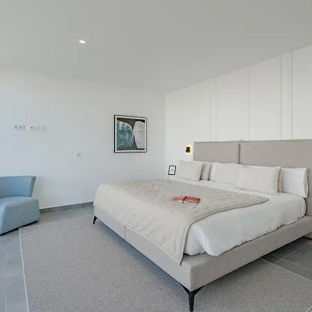 Estandar 1 - Casangular By Upper أذيخي