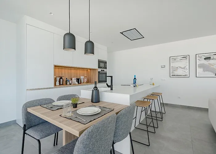 Estándar 1 - Casangular By Upper *